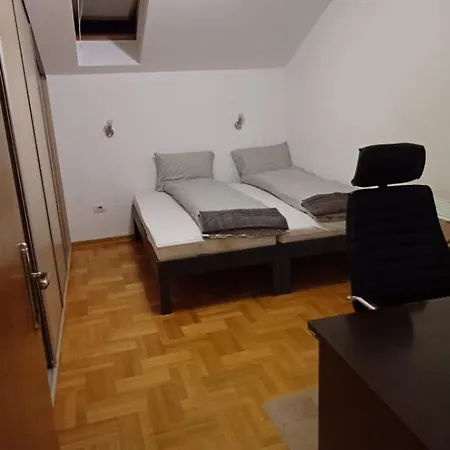 Sarajevska 52 Daire Belgrad